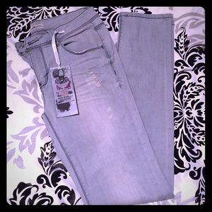 NWT Distressed Skinny Jeans