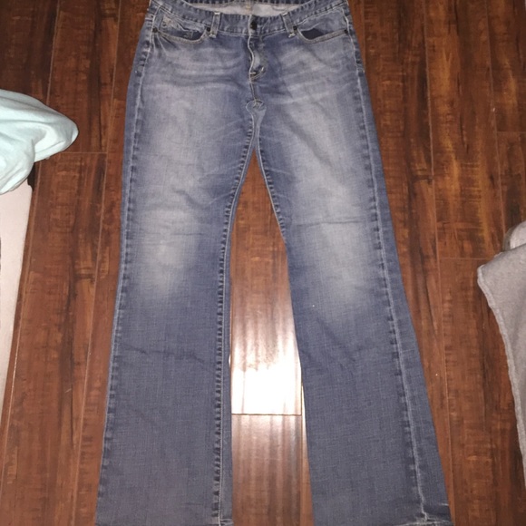 boot leg jeans