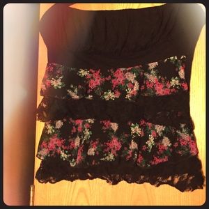 Black crop top with lace and flower design