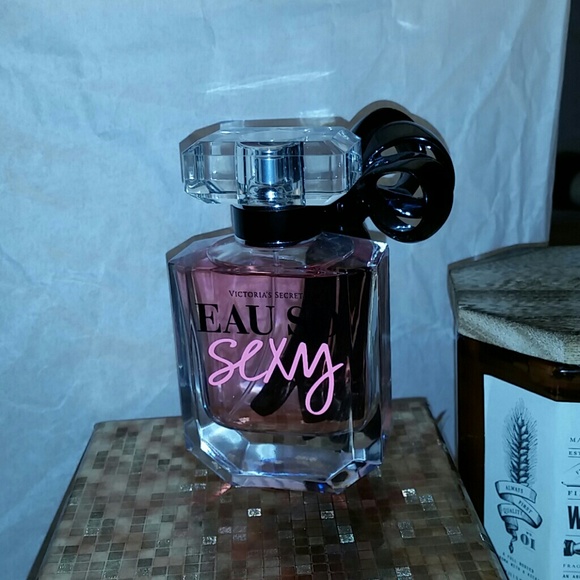 VS eau so sexy perfume "Make an offer"