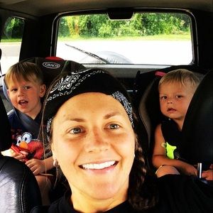 Meet your Posher, Courtney