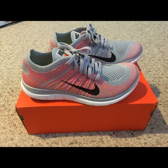 Women's Nike 4.0 FlyKnit Frees