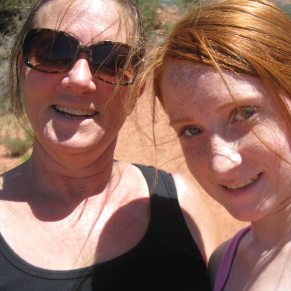 Meet your Posher, Joni - Picture 1 of 1