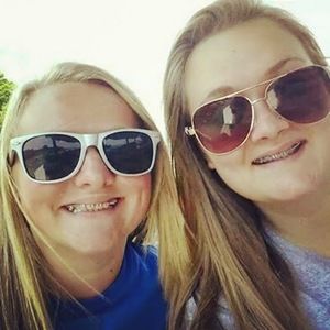 Meet your Posher, Cameron