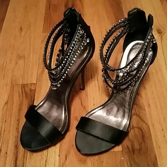 SOLD - Picture 3 of 4