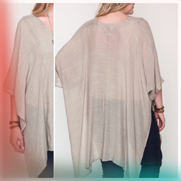 GORGEOUS V-NECK CAFTANS! 🎉NOW IN BLACK!🎉 - Picture 3 of 4