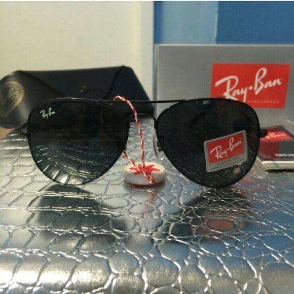 Ray-Ban Accessories - BRAND NEW RAY BAN BLACKED OUT AVIATORS