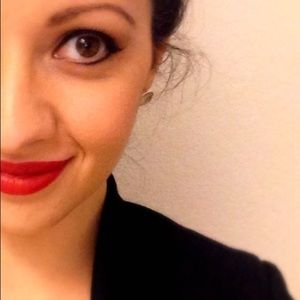 Meet your Posher, Sonia