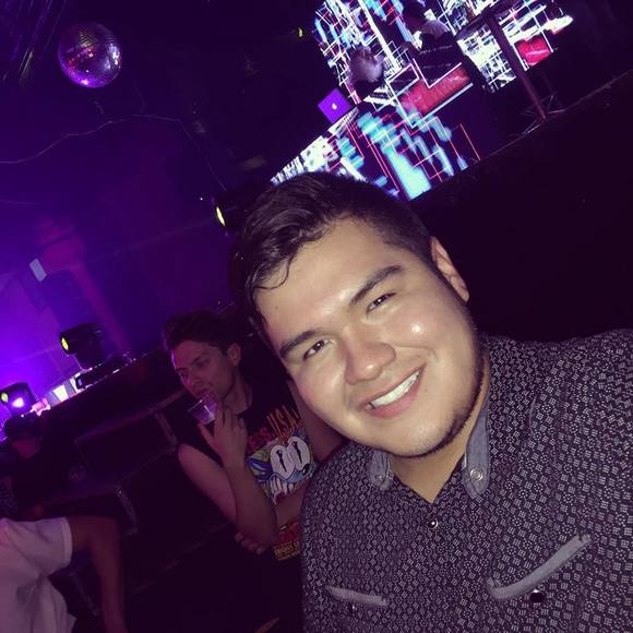 Meet your Posher, Jonathan - Picture 1 of 1