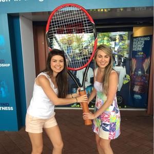 Meet your Posher, Hallee