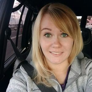 Meet your Posher, Lydia