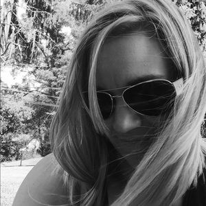 Meet your Posher, Alison