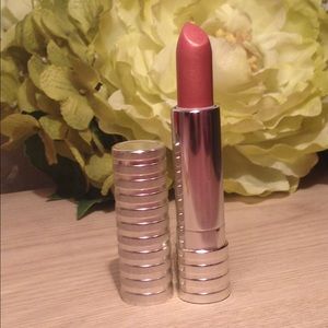 ❤️CLINIQUE Different Lipstick - Think Bronze❤️
