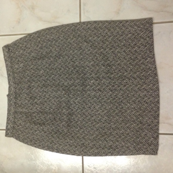 New Port News Skirt Petite