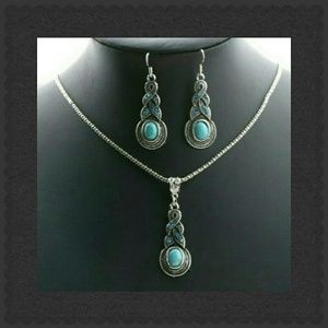 Retro vintage set necklace and earings