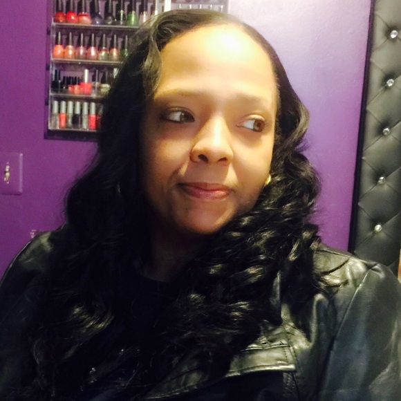 Meet your Posher, Rochelle - Picture 3 of 4