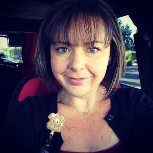 Meet your Posher, Caryn
