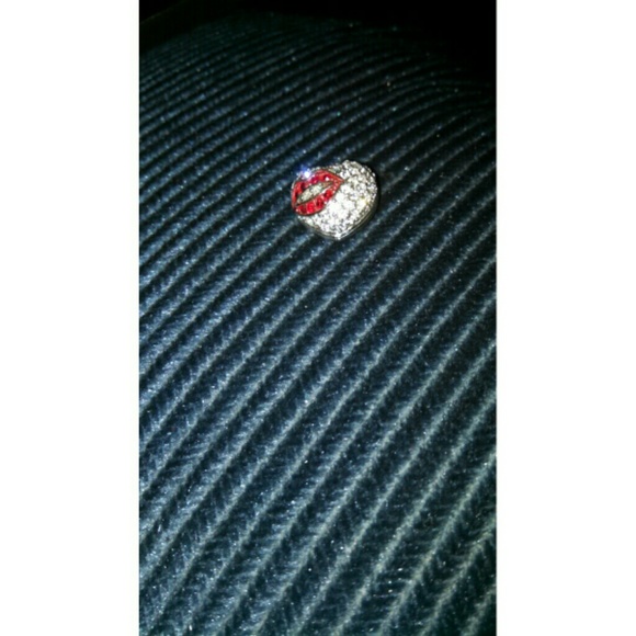 Charm - Picture 3 of 3