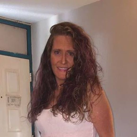 Meet your Posher, Carolyn - Picture 1 of 1