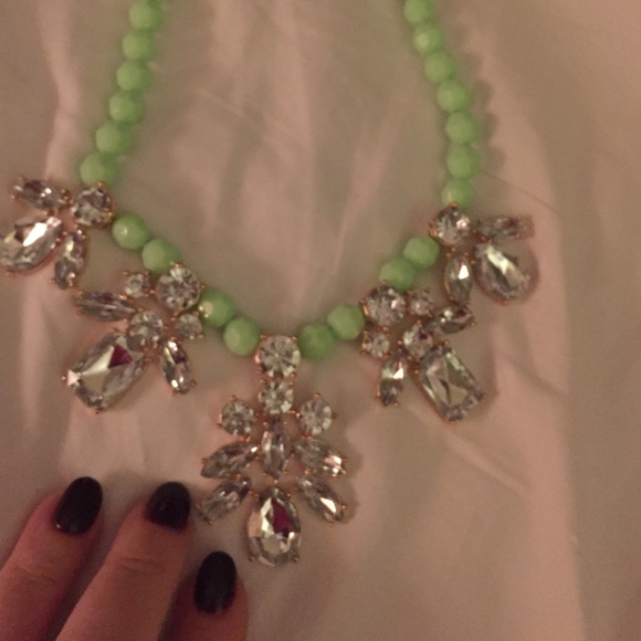 Statement necklace - Picture 3 of 3
