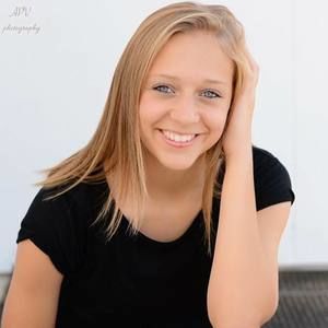 Meet your Posher, Shaina