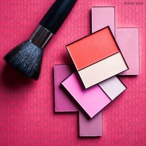 Mary Kay blush