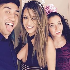 Meet your Posher, Bri ana