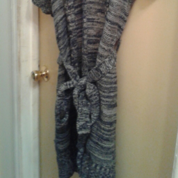 Sweater - Picture 2 of 2
