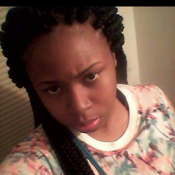 Meet your Posher, Abbie - Picture 1 of 1