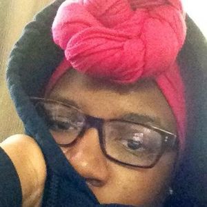 Meet your Posher, Jasmine