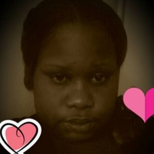 Meet your Posher, Jenelle