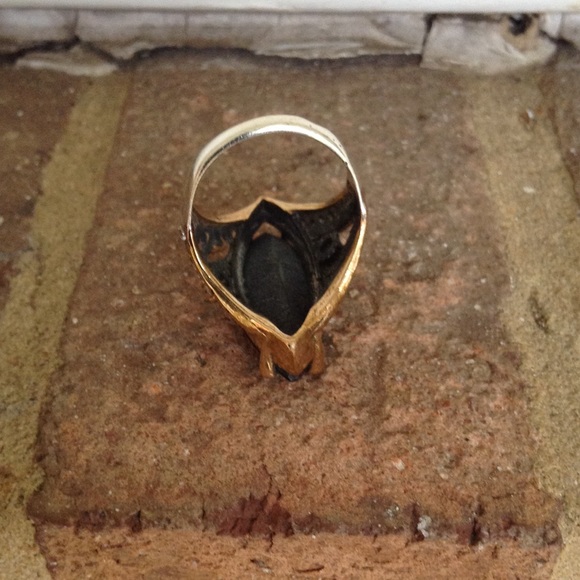 AWESOME SAPPHIRE TOPAZ RING - Picture 4 of 4