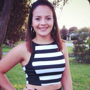 Meet your Posher, Kayla