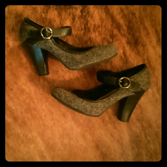 LEI tweed Mary Janes..final price..no offers