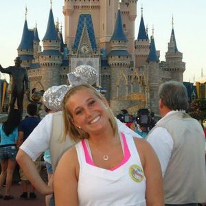 Meet your Posher, Whitney