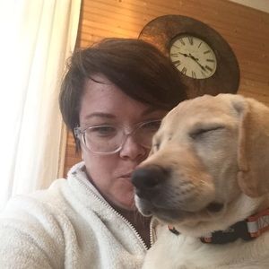 Meet your Posher, Crystal