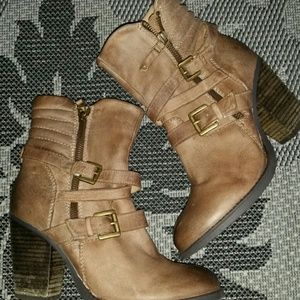 Steve madden ankle boots 8.5