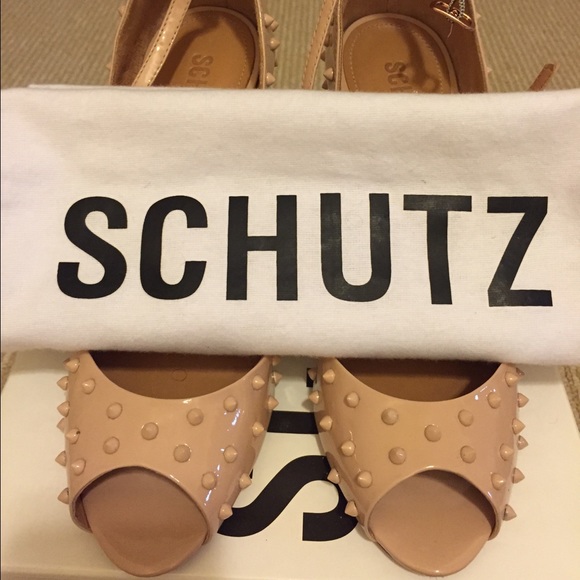 Schutz Castel Peep Toe - Rose color