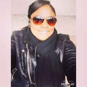 Meet your Posher, Paola