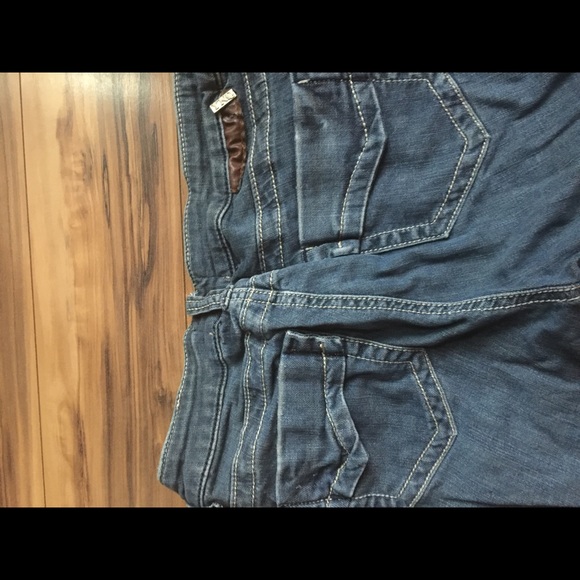 Jeans - Picture 3 of 3