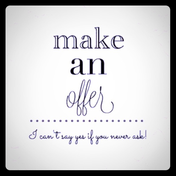 Make me an offer poshers!! 🙌🏻