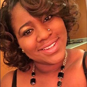 Meet your Posher, Ameshia