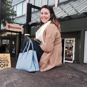 Meet your Posher, Allyssa