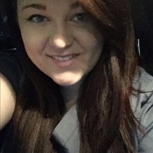 Meet your Posher, Shea