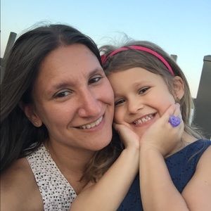 Meet your Posher, Jenifer