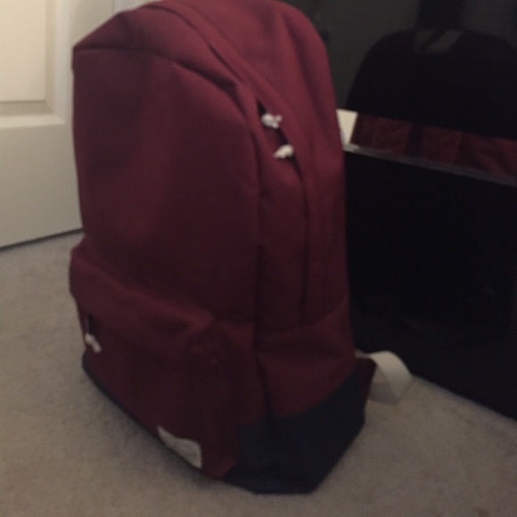 Backpack - Picture 2 of 4