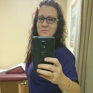 Meet your Posher, Stacy