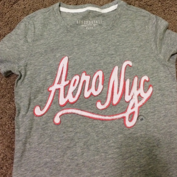 Gray Aeropostale shirt