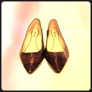 Pointed Toe Faux Croc Flats