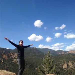 Meet your Posher, Brooke